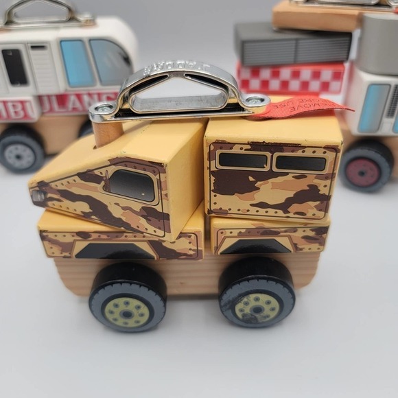 J'adore Paris Wooden Stacking Truck Toy Lot of 3 - Picture 5 of 12